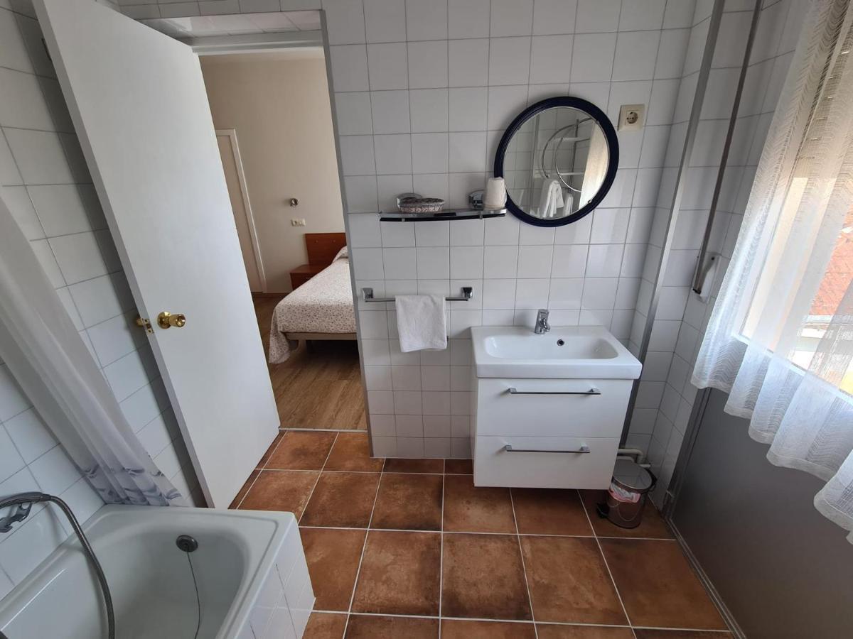 Hostal Playa Atlantica Ξενοδοχείο Louro Εξωτερικό φωτογραφία
